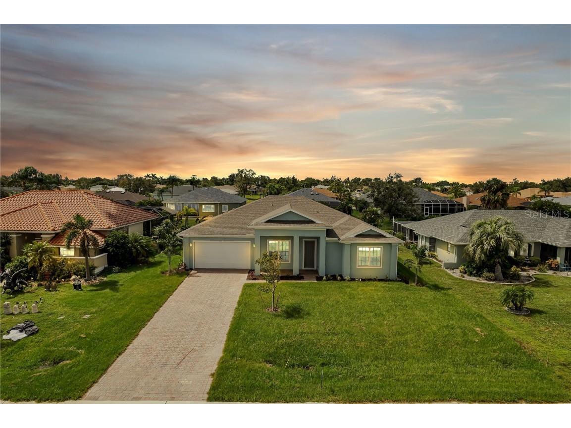 1375 Rio De Janeiro Avenue Punta Gorda FL 33983 C7481587 image1