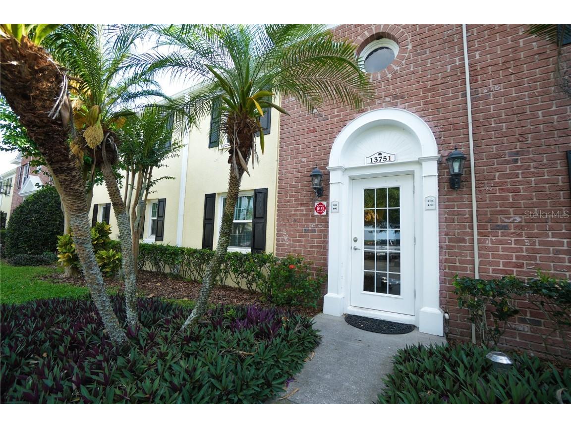13751 Orange Sunset Drive #201 Tampa FL 33618 - LAKE MAGDALENE T3439854 image1