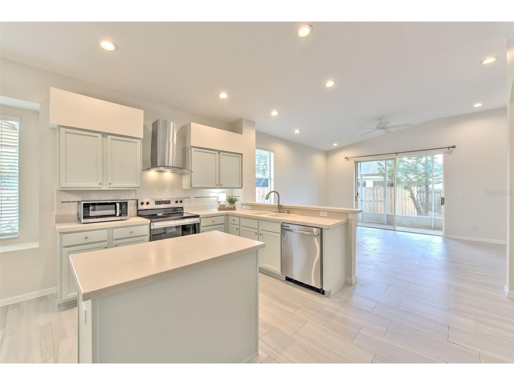 13760 Ogakor Drive Riverview FL 33579 TB8492802 image10