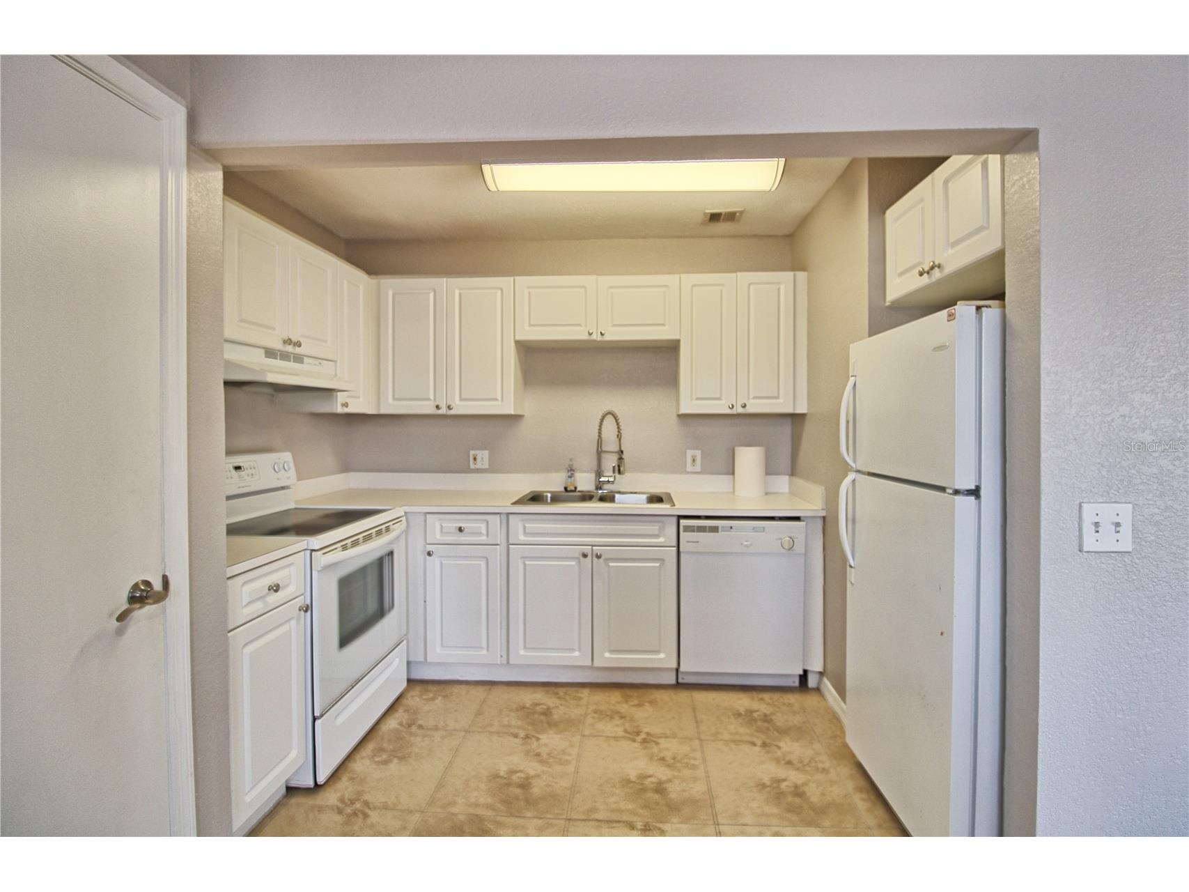 13760 Orange Sunset Drive #201 Tampa FL 33618 TB8478978 image6