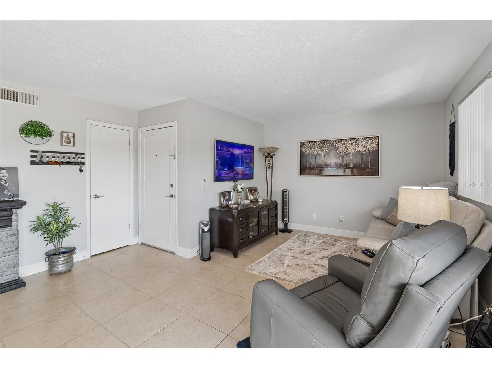 13765 Juniper Blossom Drive #101 Tampa FL 33618 - LAKE MAGDALENE TB8498119 image10