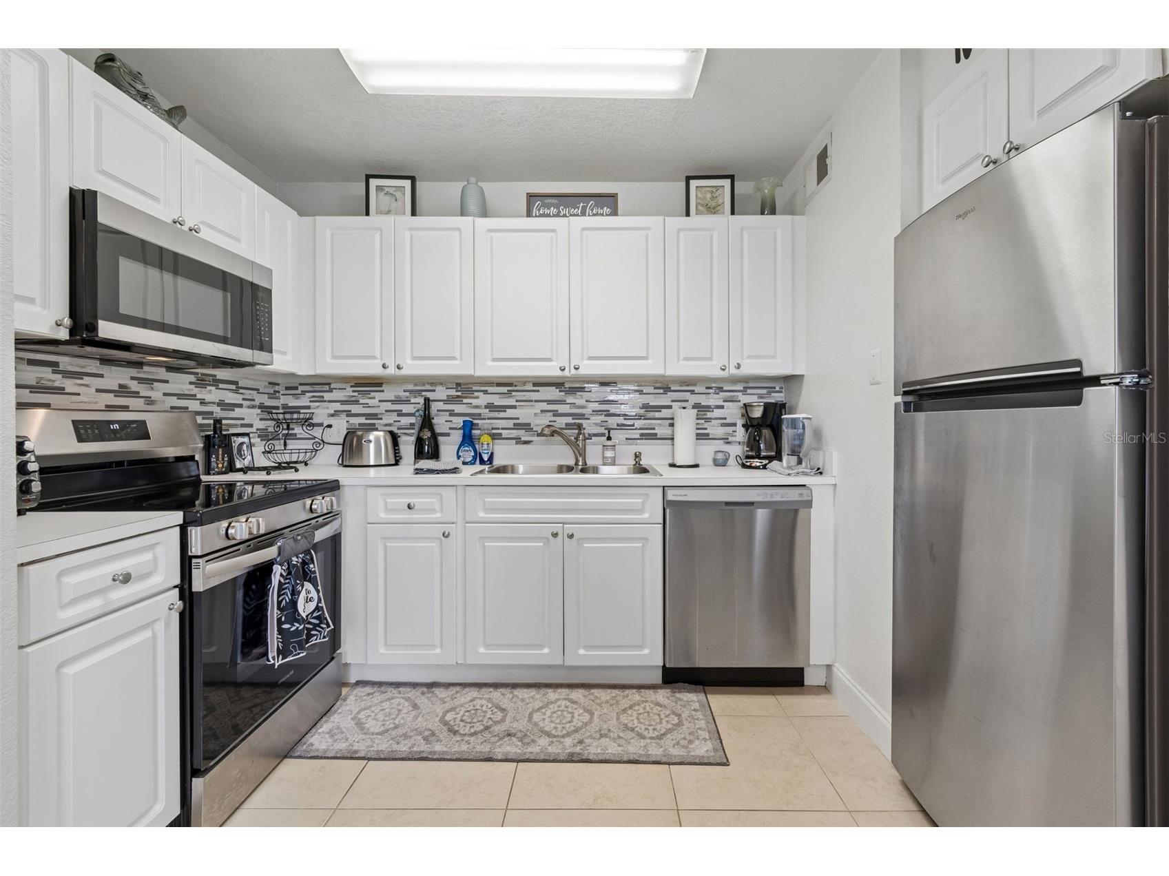 13765 Juniper Blossom Drive #101 Tampa FL 33618 - LAKE MAGDALENE TB8498119 image18