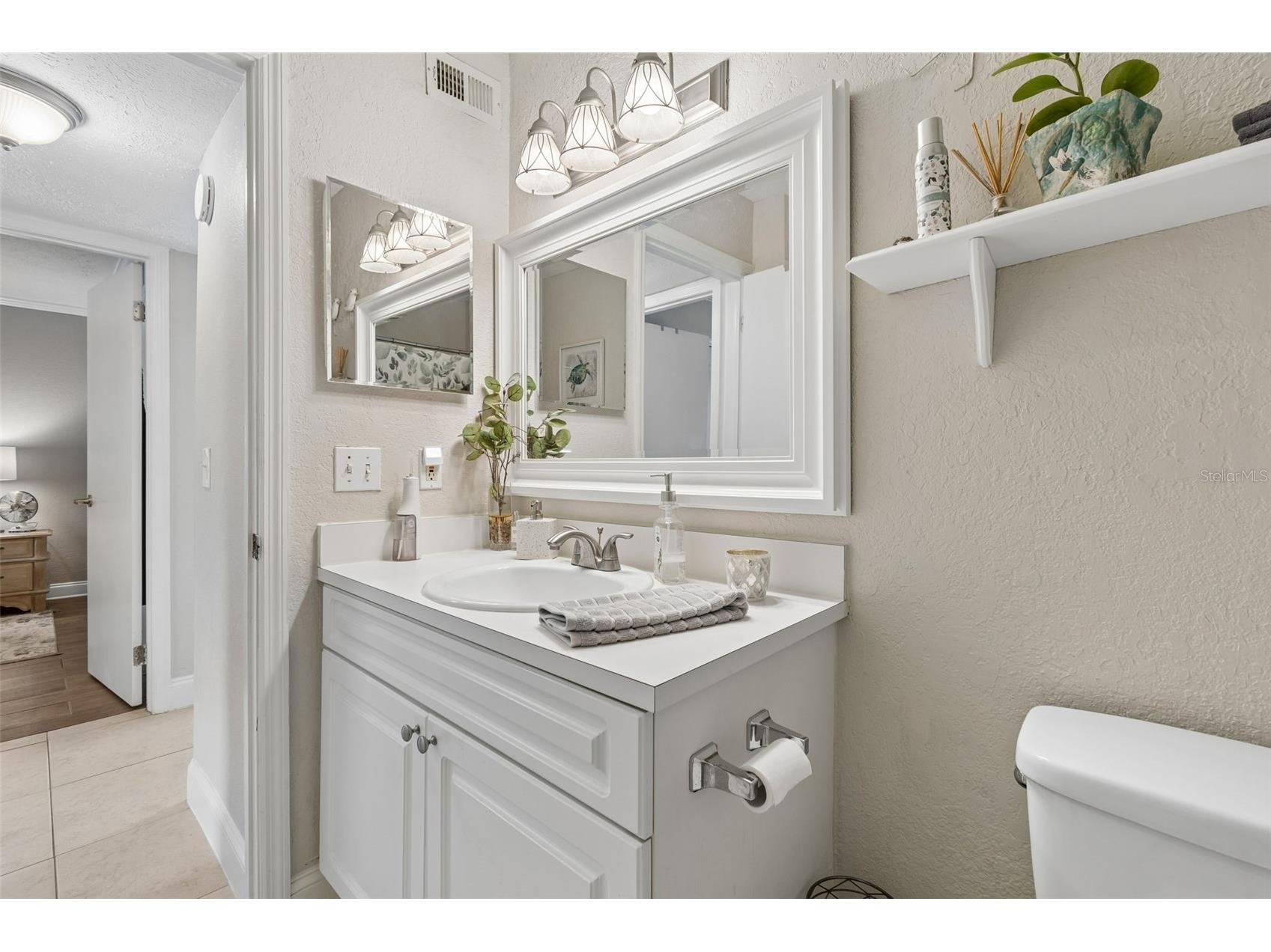 13765 Juniper Blossom Drive #101 Tampa FL 33618 - LAKE MAGDALENE TB8498119 image24