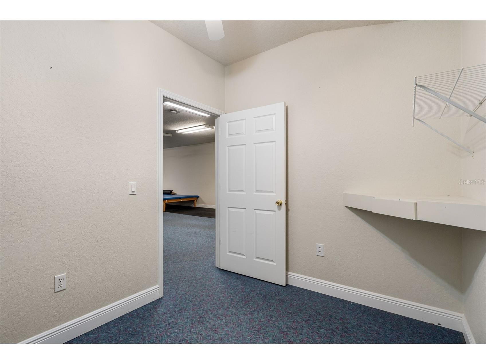 1377 Deltona Boulevard Spring Hill FL 34606 W7887319 image14