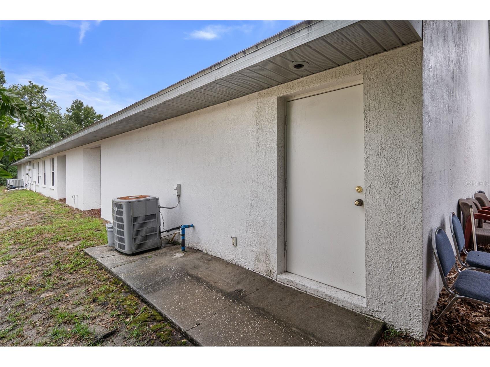 1377 Deltona Boulevard Spring Hill FL 34606 W7887319 image21