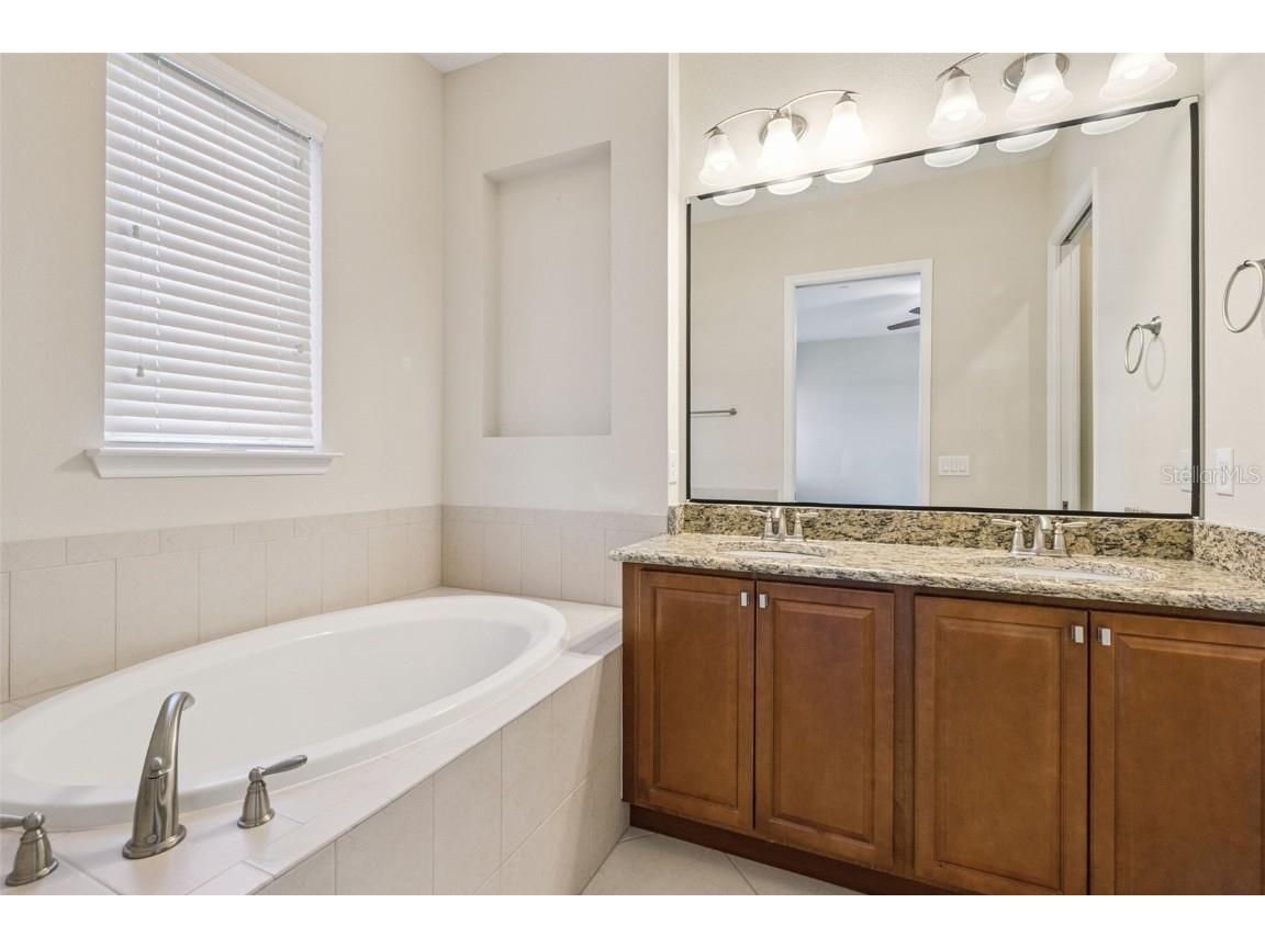 13783 Benavente Avenue Orlando FL 32827 O6366610 image25