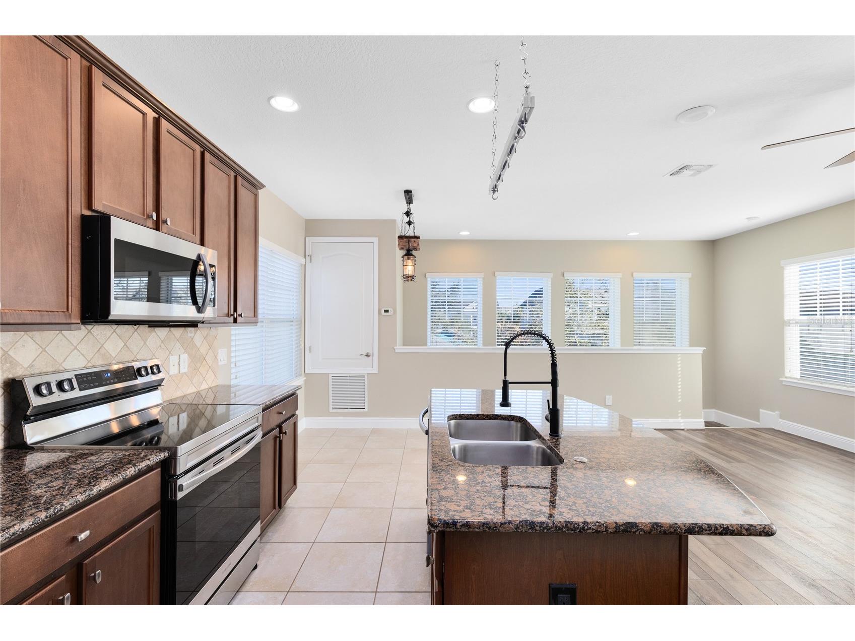 13787 Eliot Avenue Orlando FL 32827 O6379304 image6