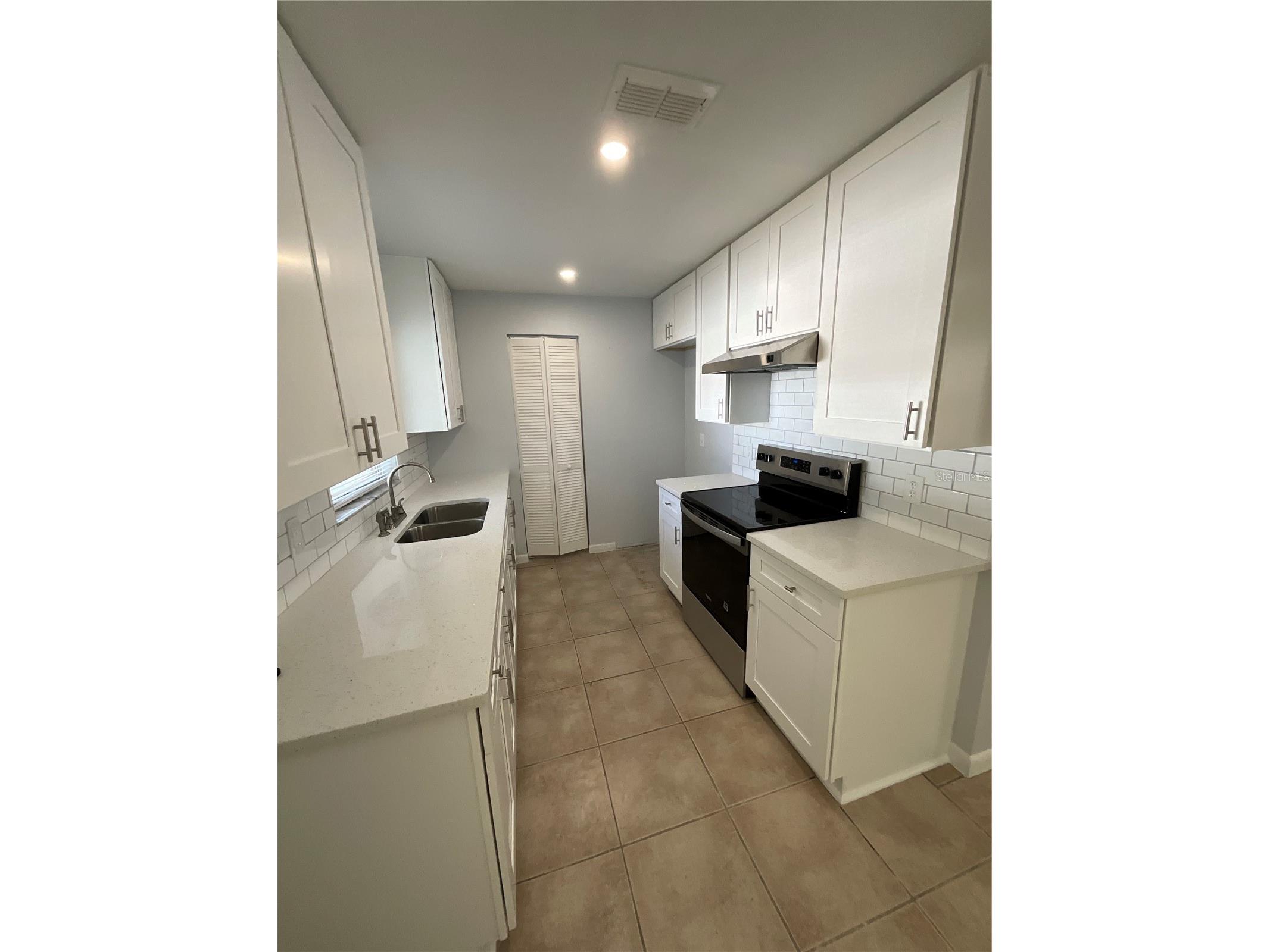 1379 Burnley Court Kissimmee FL 34758 S5142123 image5