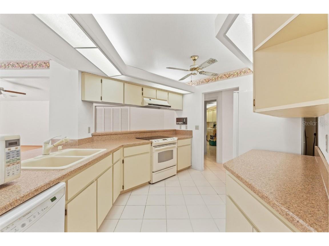 1379 Matthew Avenue Spring Hill FL 34609 TB8377136 image16