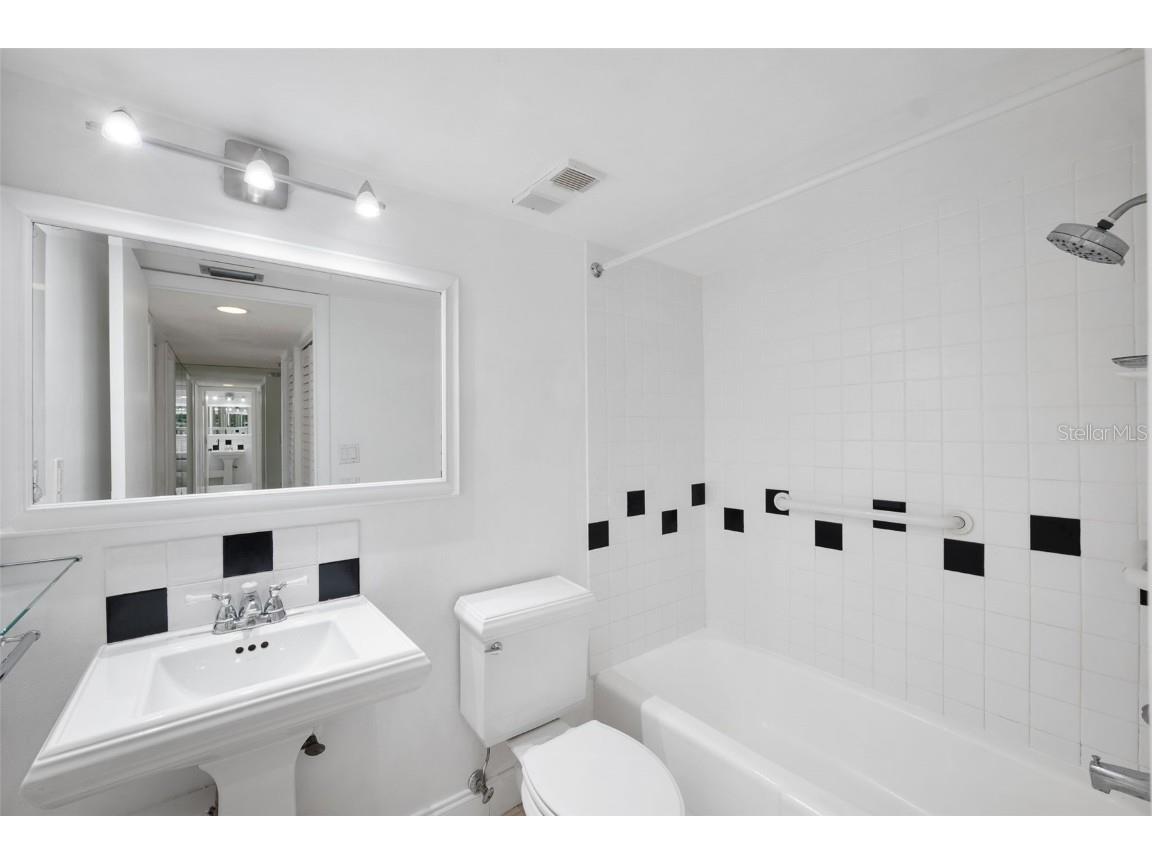 138 1st Street E #106 Tierra Verde FL 33715 TB8387749 image29