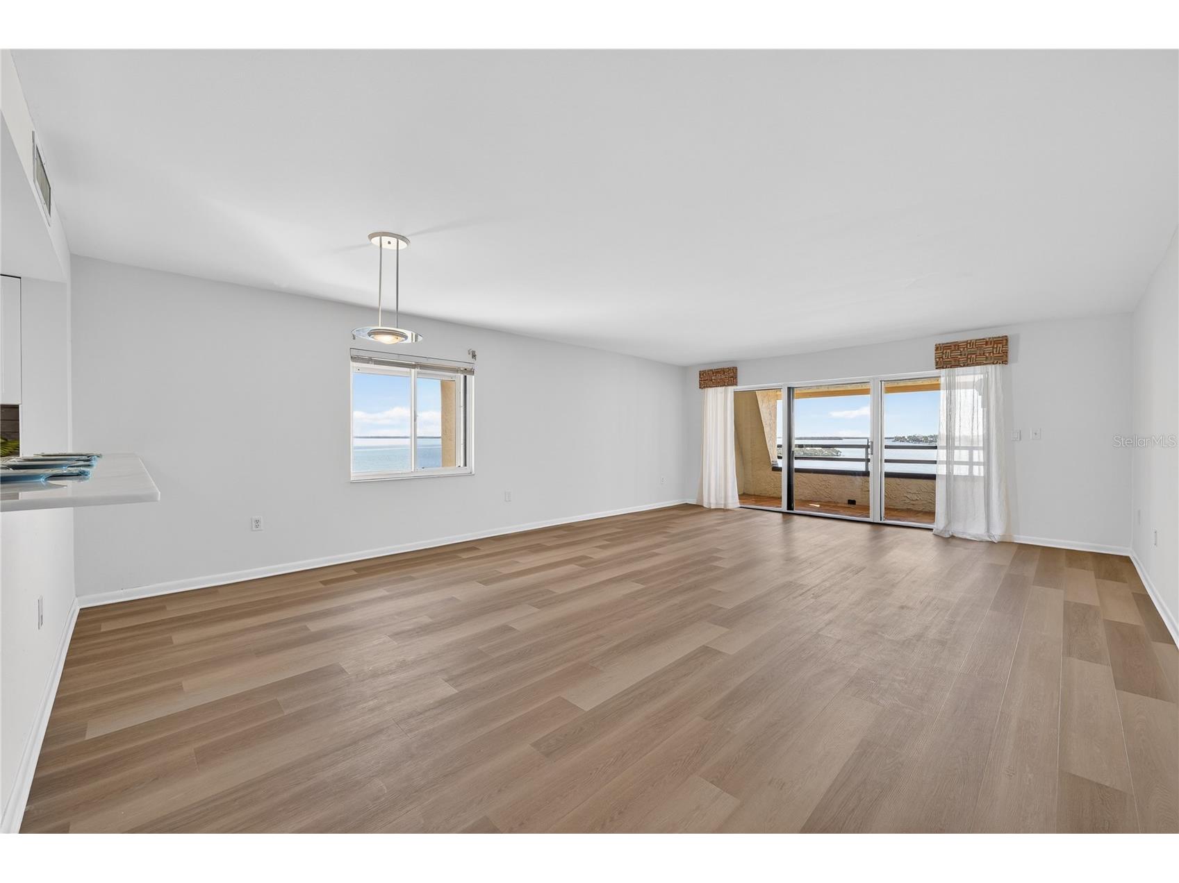 138 1st Street E #302 Saint Petersburg FL 33715 - TAMPA BAY/GULF OF MEXICO U8249724 image5