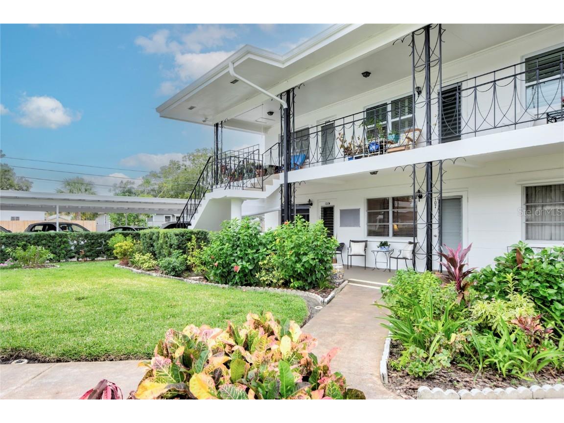 138 36th Avenue N #107 Saint Petersburg FL 33704 U8221600 image1