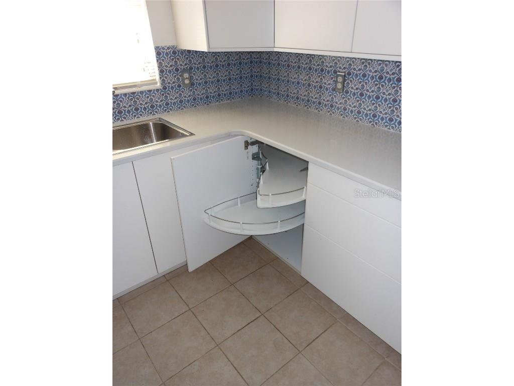 138 36th Avenue N #206W Saint Petersburg FL 33704 TB8385636 image10