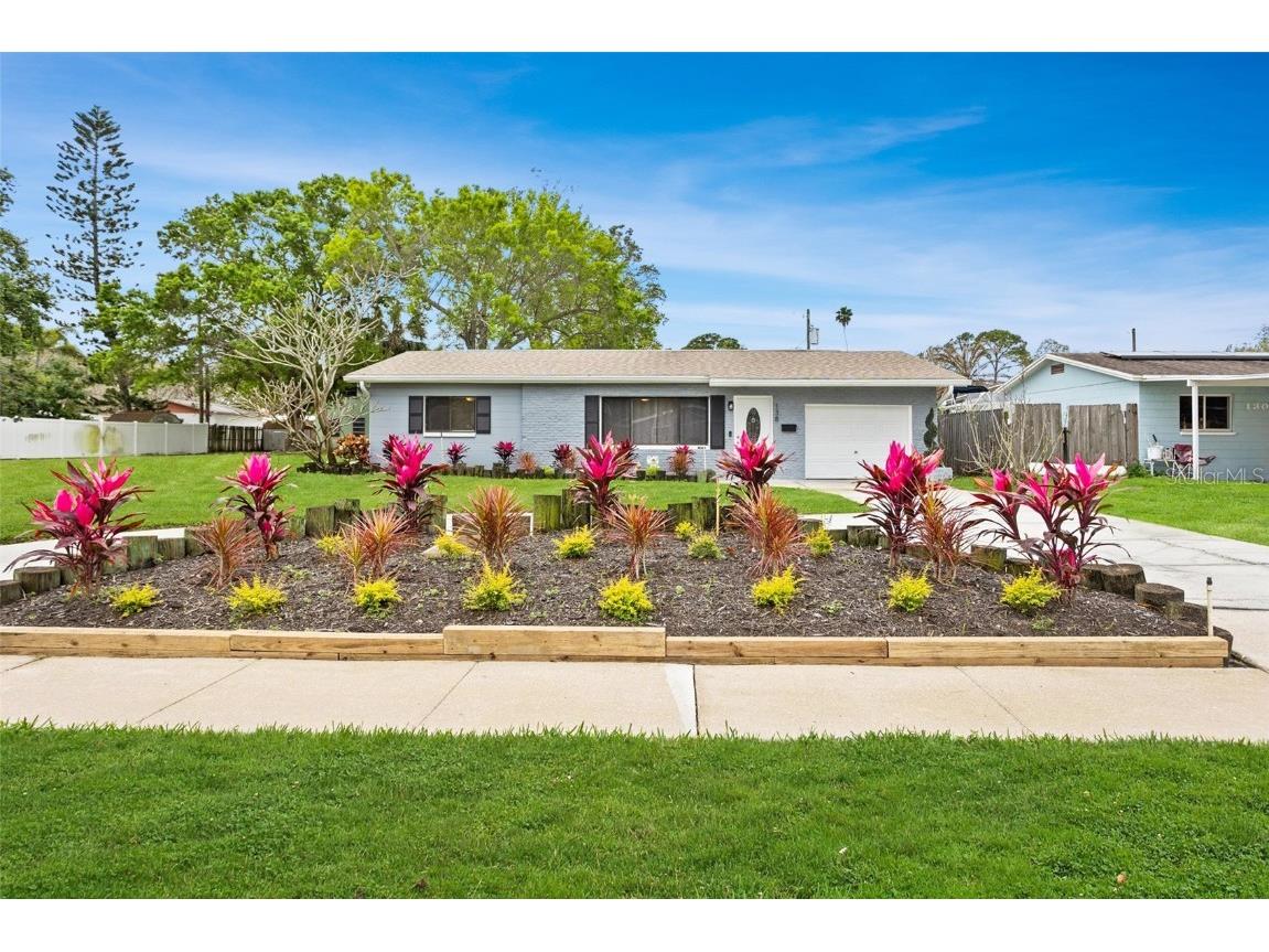 138 81st Avenue NE Saint Petersburg FL 33702 U8233741 image1