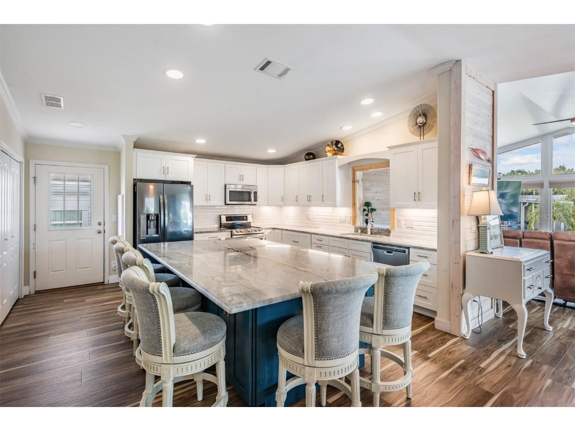 138 Blue Marlin Drive Oldsmar FL 34677 TB8452561 image10