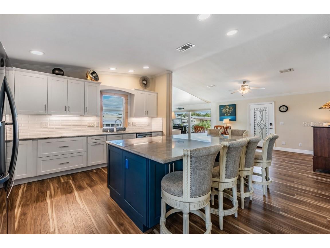 138 Blue Marlin Drive Oldsmar FL 34677 TB8452561 image14