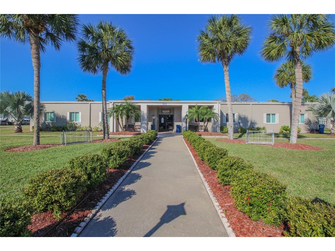 138 Blue Marlin Drive Oldsmar FL 34677 TB8452561 image43