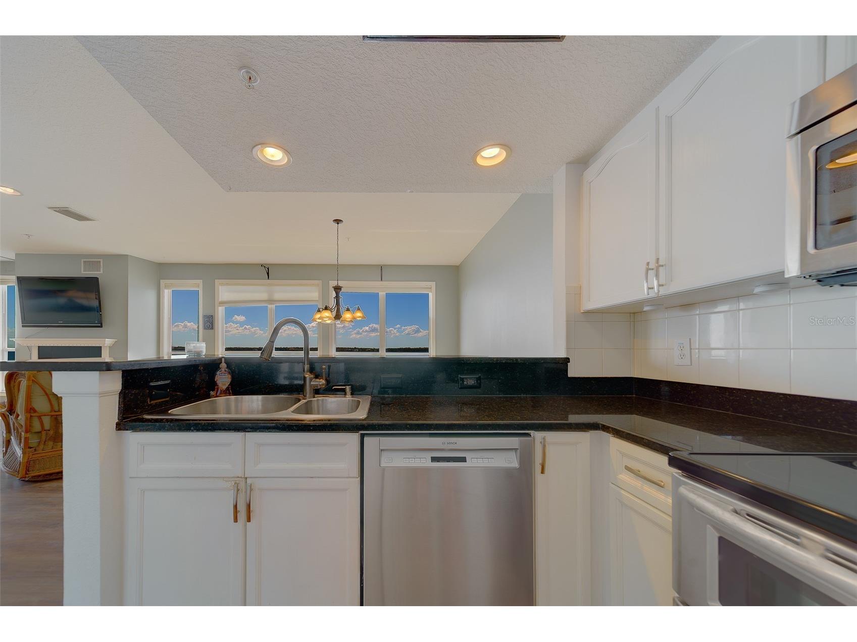 138 Brent Circle Oldsmar FL 34677 - TAMPA BAY TB8496402 image4