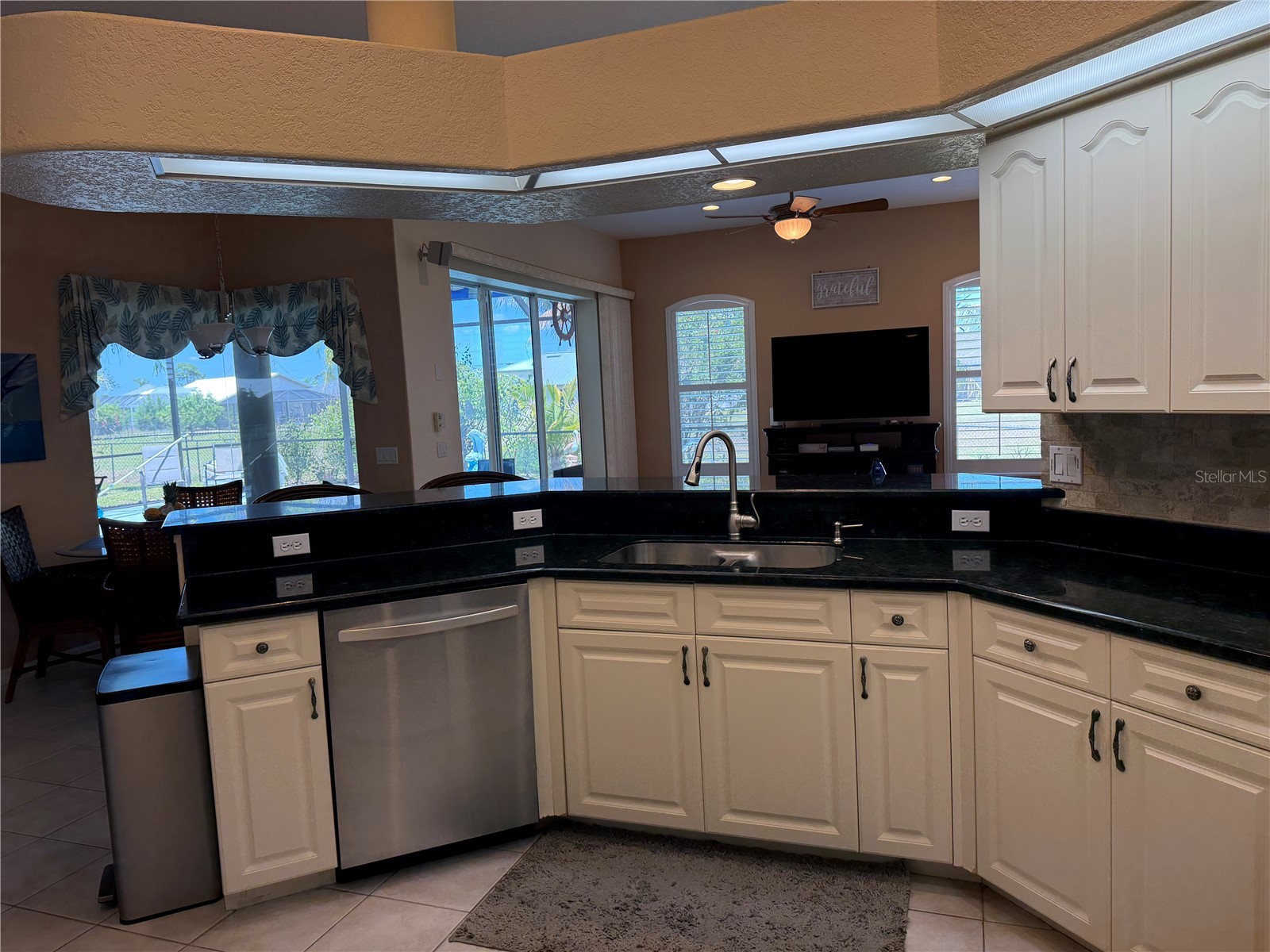 138 Broadmoor Lane Rotonda West FL 33947 D6147056 image5