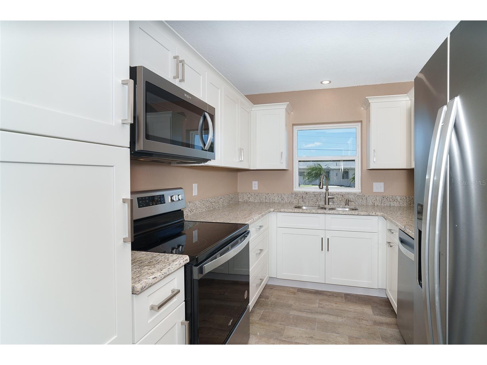 138 Buckeye Avenue NW Port Charlotte FL 33952 - SUNRISE WATERWAY D6147292 image7