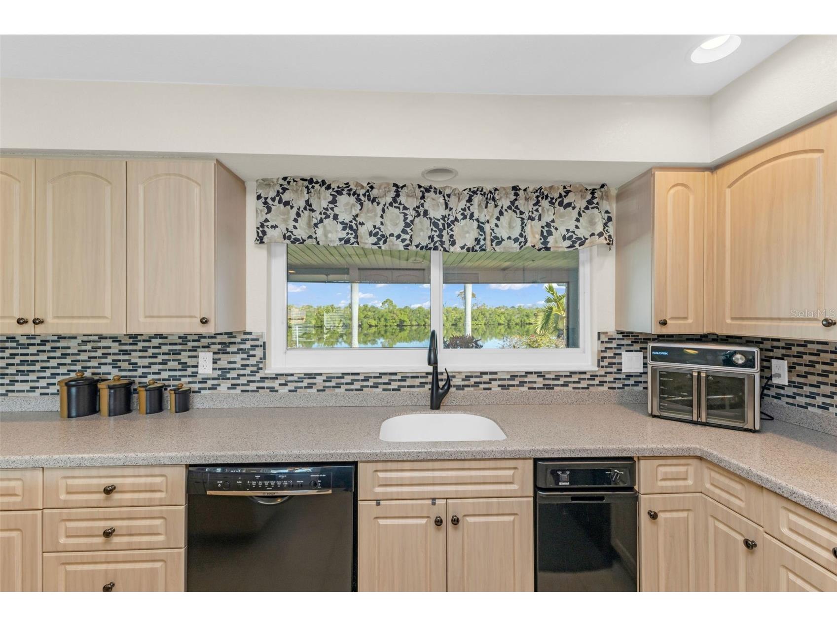 138 Colonial Street SW Port Charlotte FL 33952 C7523196 image30