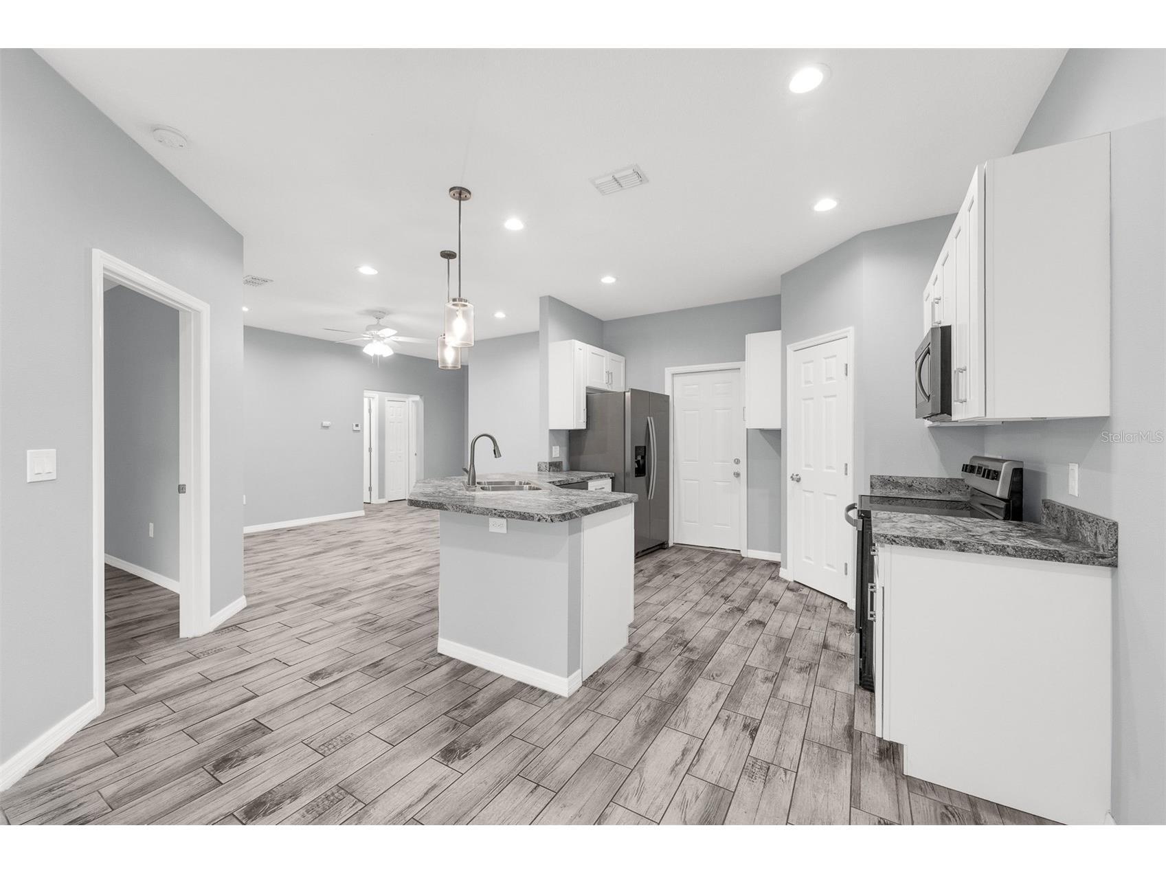 138 E 15th Street Apopka FL 32703 O6351907 image5