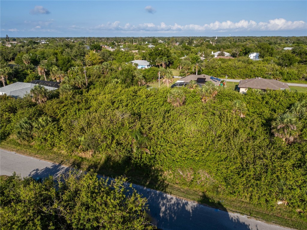 138 Edgemere Street NW Port Charlotte FL 33948 C7510121 image3