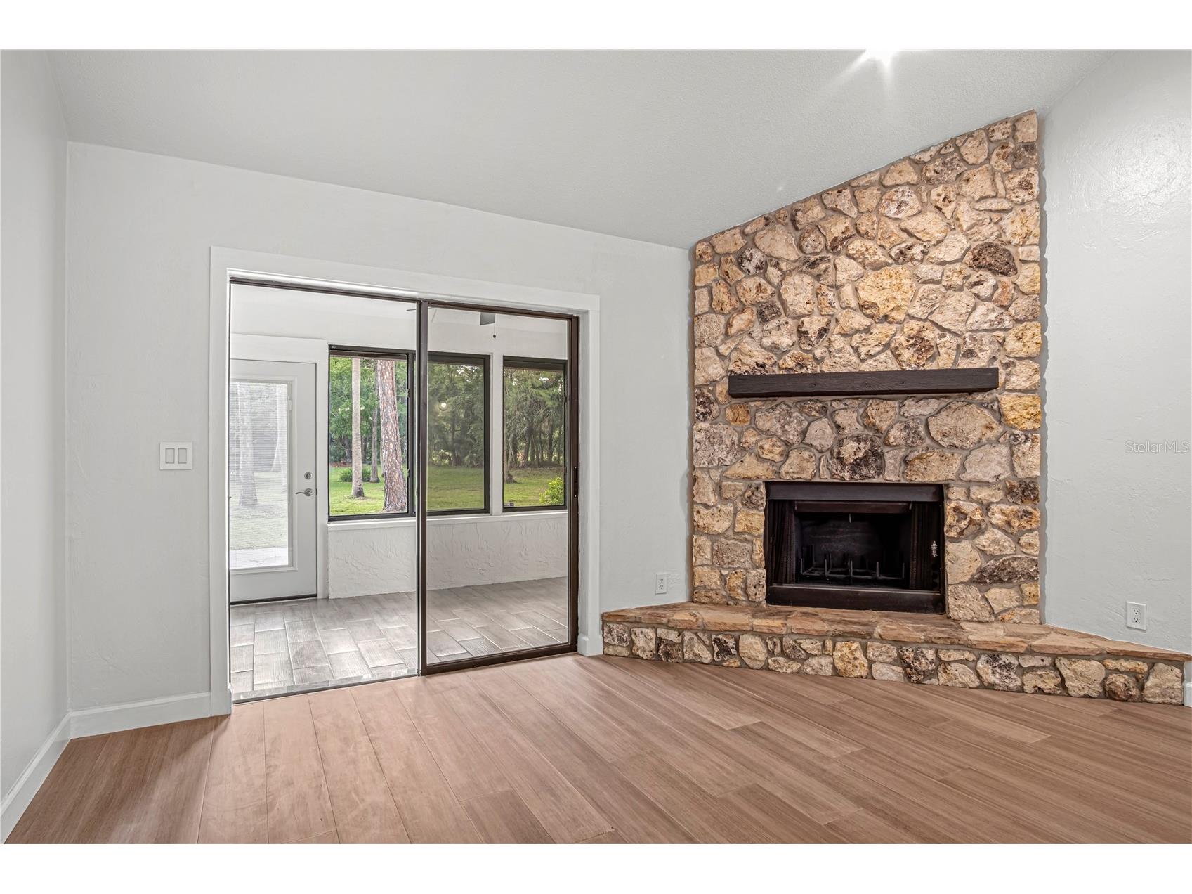 138 Fox Fire Circle Daytona Beach FL 32114 V4949295 image6