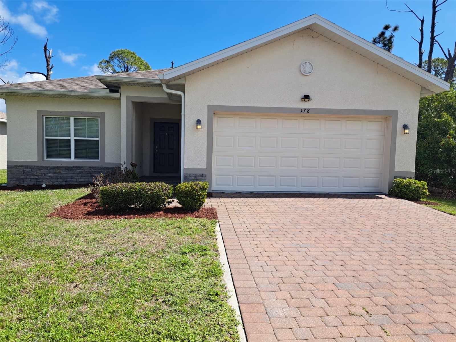 138 Jade Street Rotonda West FL 33947 D6146931 image1