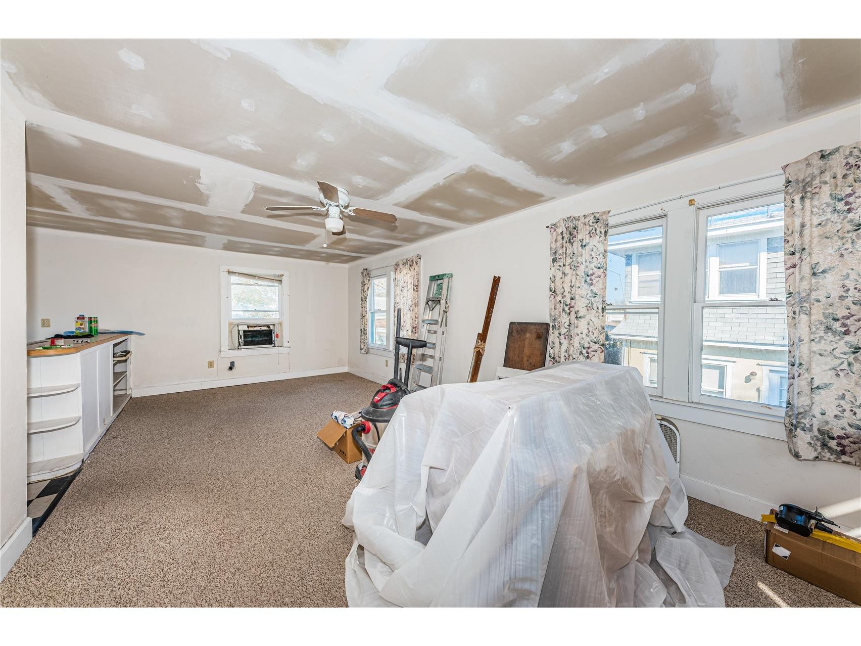 138 10th Avenue NE Saint Petersburg FL 33701 TB8475248 image13