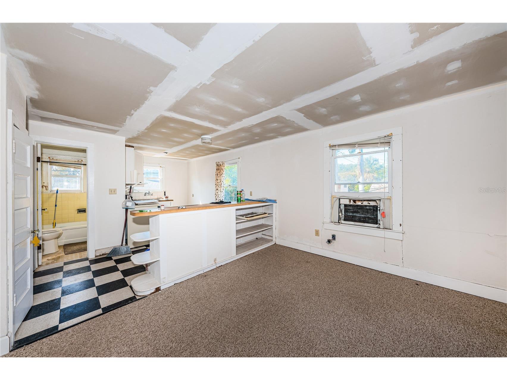 138 10th Avenue NE Saint Petersburg FL 33701 TB8475248 image14
