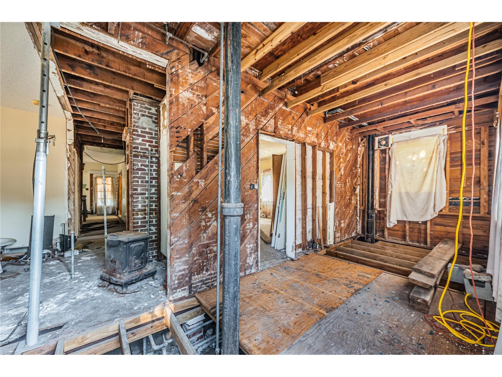 138 10th Avenue NE Saint Petersburg FL 33701 TB8475248 image3