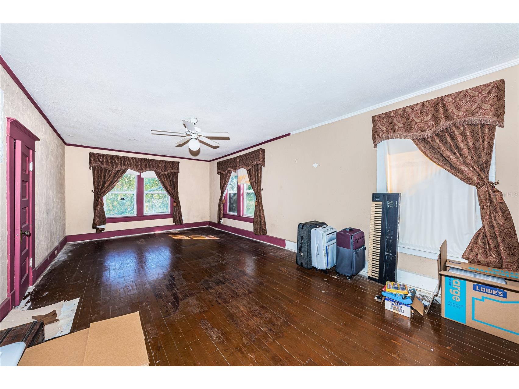 138 10th Avenue NE Saint Petersburg FL 33701 TB8475248 image4