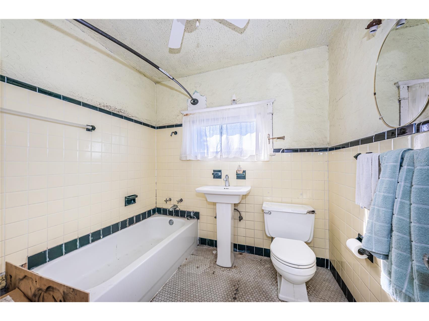138 10th Avenue NE Saint Petersburg FL 33701 TB8475248 image8