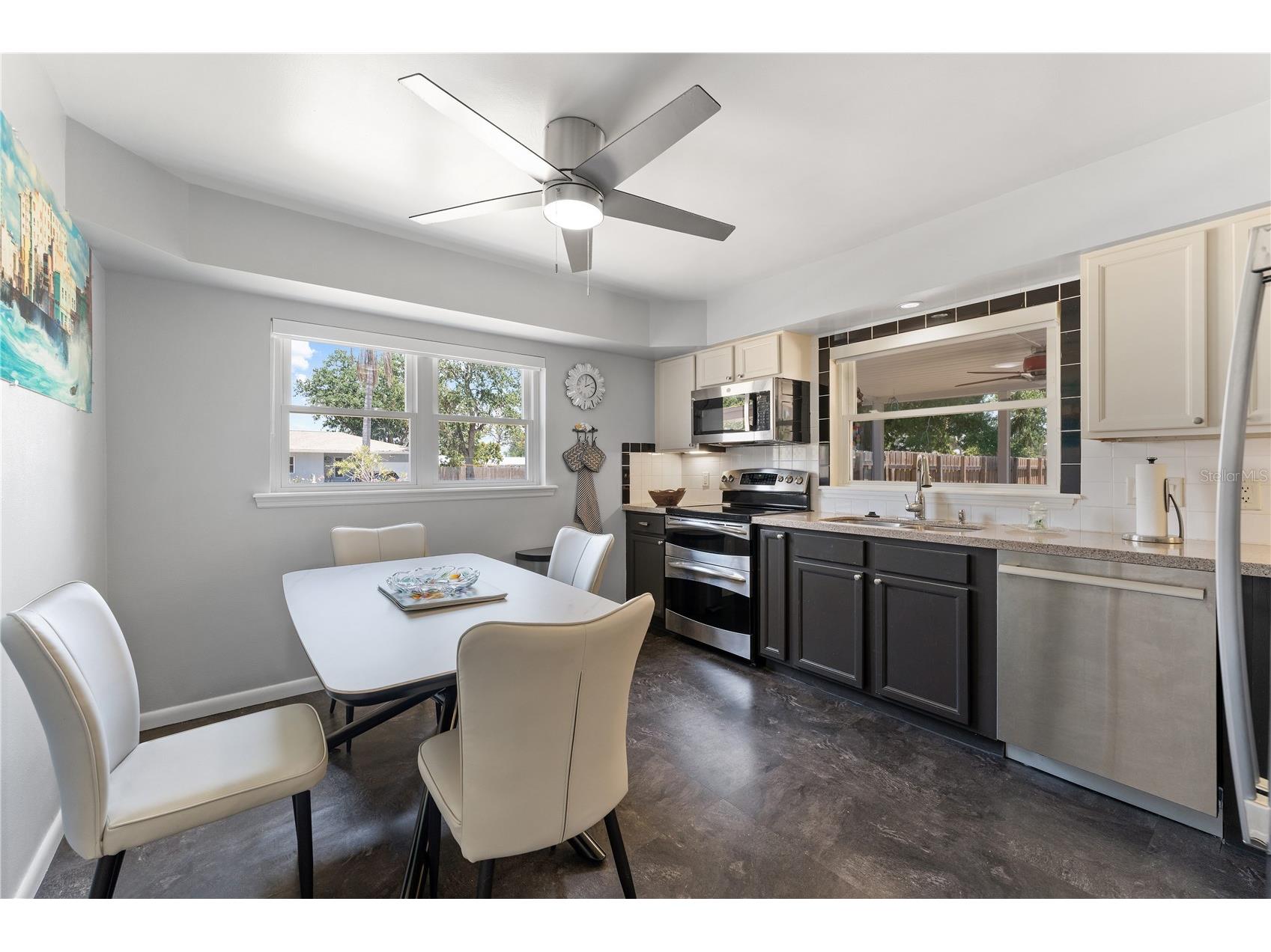 138 Pearl Avenue Sarasota FL 34243 A4691706 image8