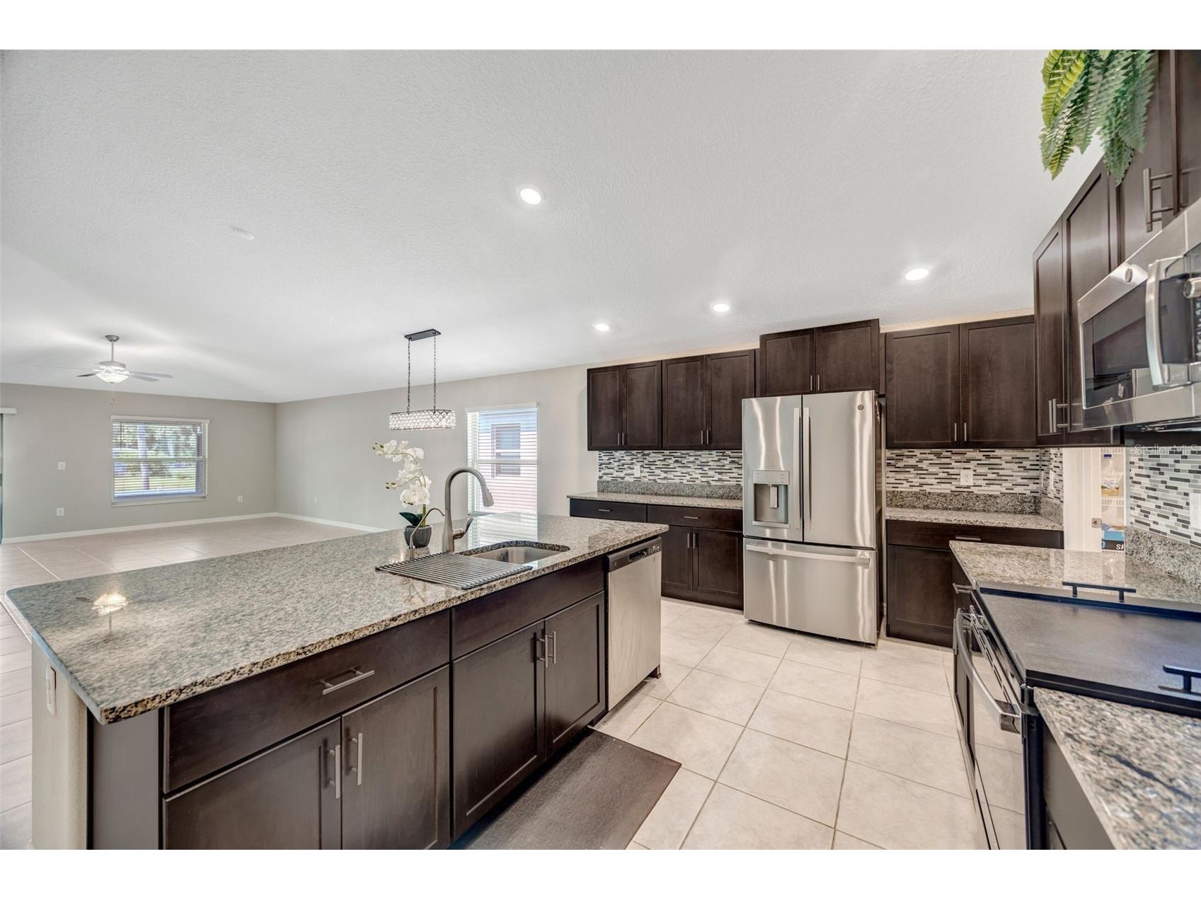 138 Rain Berry Avenue Ruskin FL 33570 TB8507799 image43