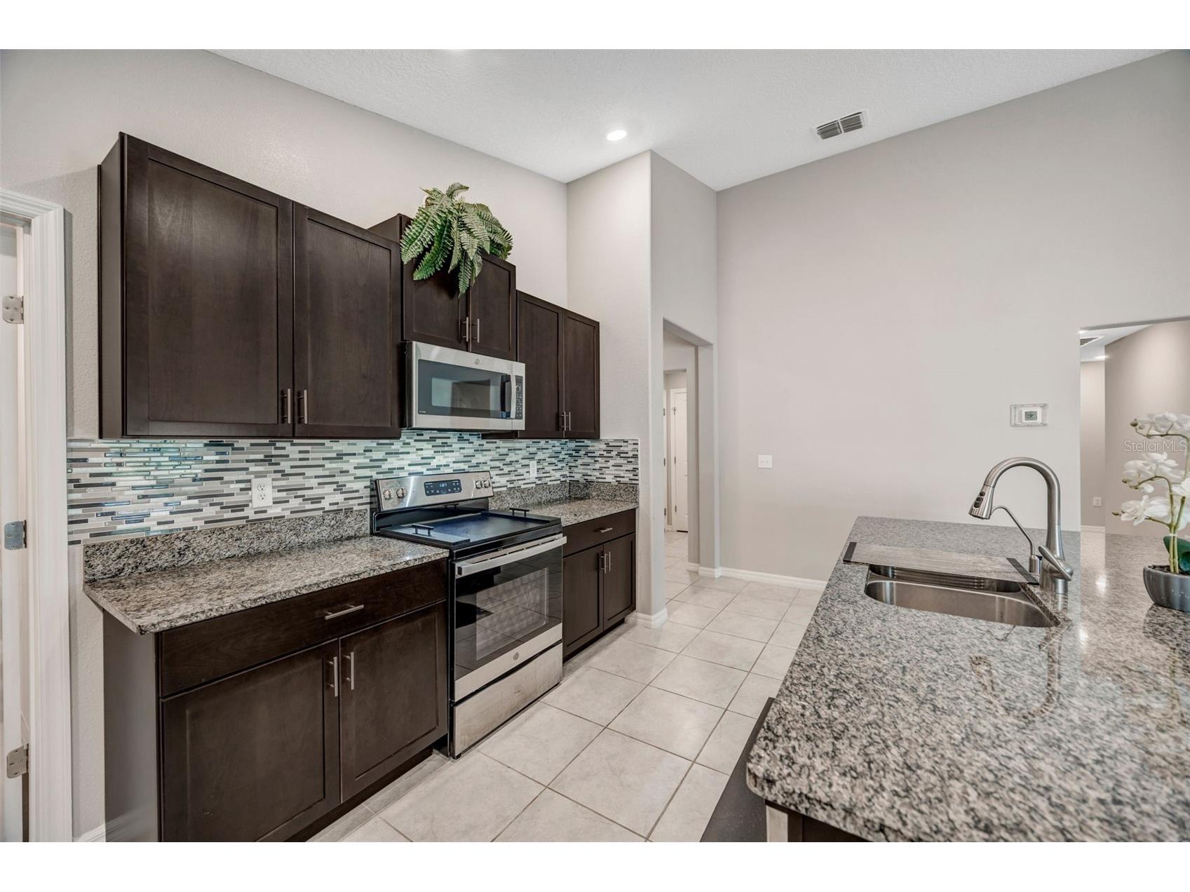 138 Rain Berry Avenue Ruskin FL 33570 TB8507799 image44