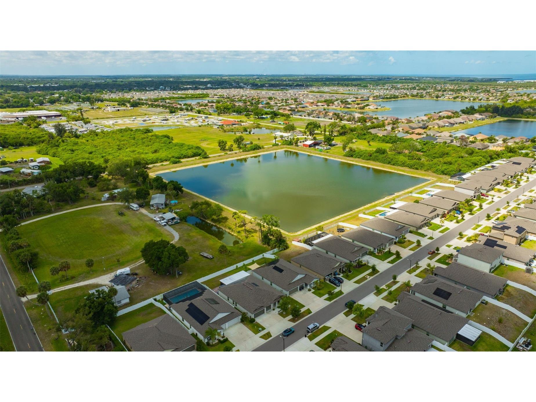 138 Rain Berry Avenue Ruskin FL 33570 TB8507799 image53