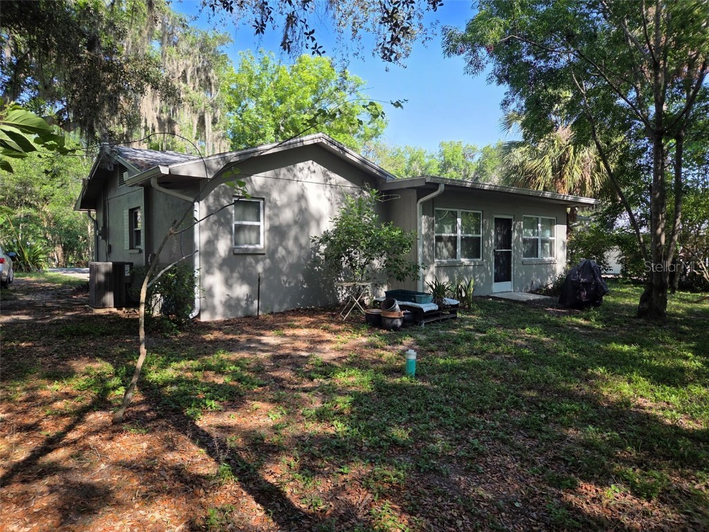 138 S Lunar Terrace Inverness FL 34450 W7875829 image1