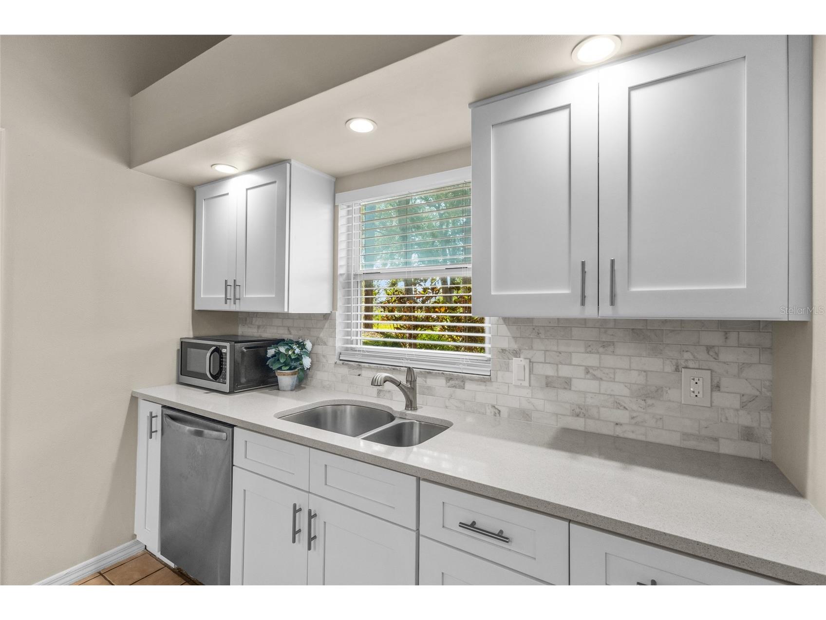 138 Southampton Place S # 357 Venice FL 34293 N6143968 image2