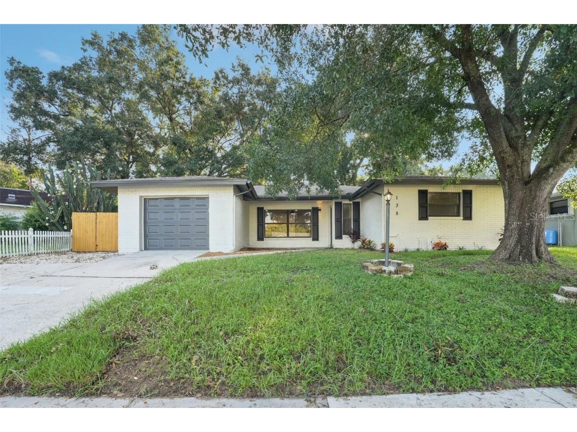 138 Valley Circle Brandon FL 33510 A4625334 image1