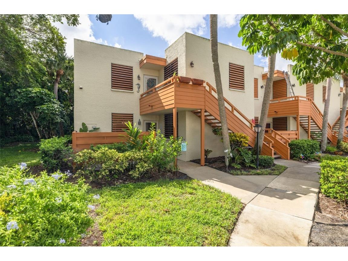 138 Wild Palm Drive #138 Bradenton FL 34210 TB8306664 image1