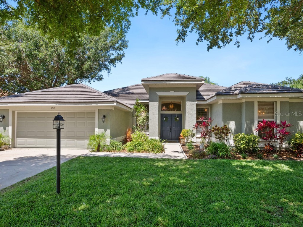 138 Willow Bend Way Osprey FL 34229 - PARK TRACE ESTATES LAKE A4569954 image1