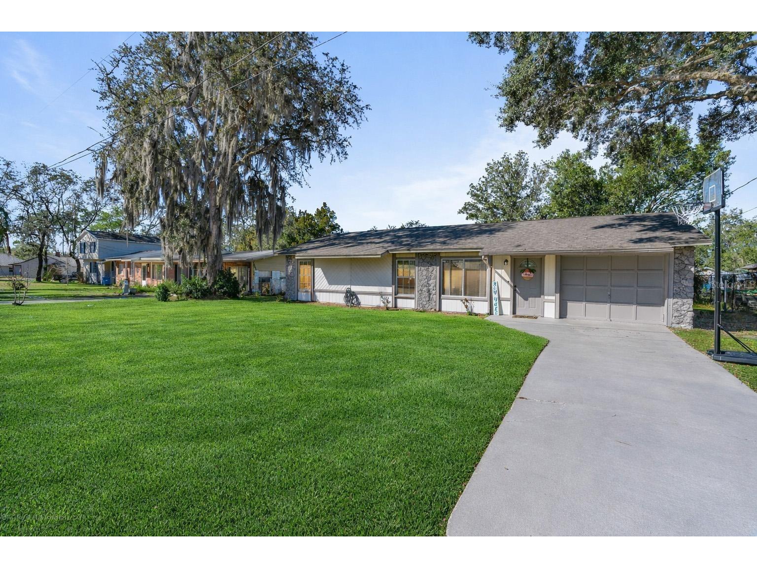 1380 2nd Avenue Deland FL 32724 V4947827 image1
