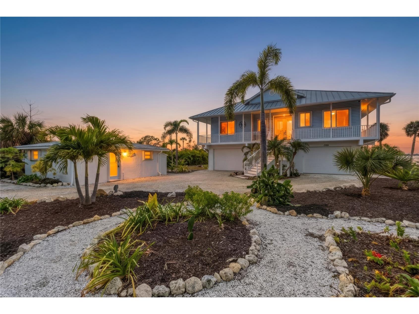 1380 Aqua View Lane Englewood FL 34223 D6145890 image1
