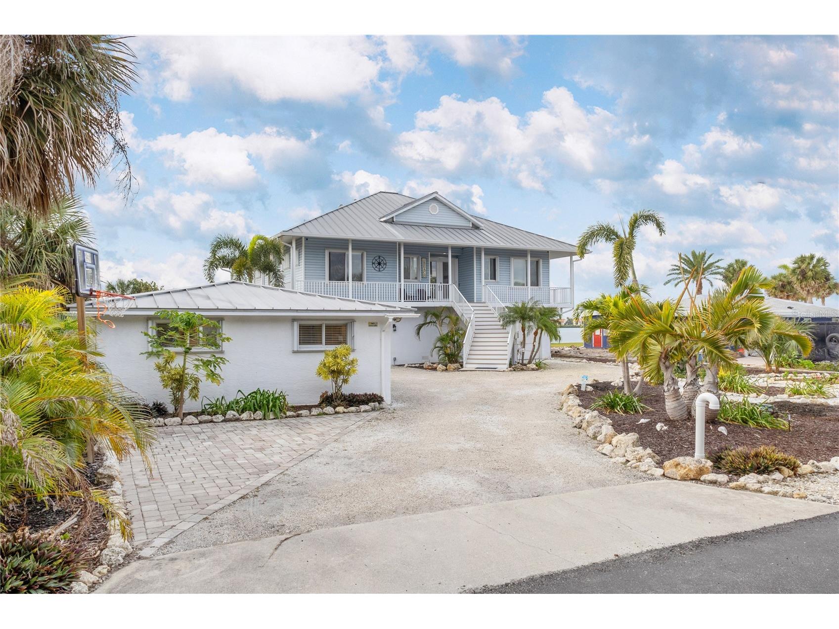 1380 Aqua View Lane Englewood FL 34223 D6145890 image3