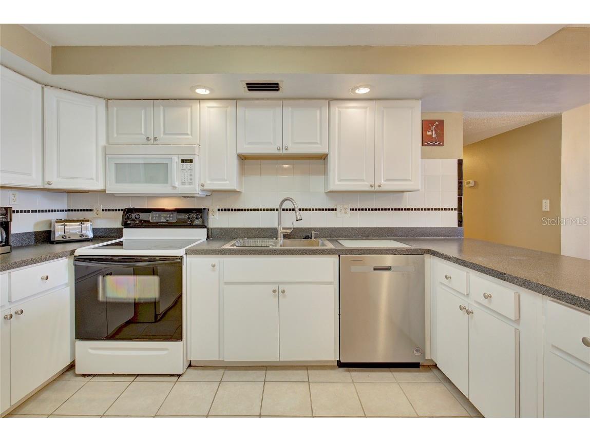 1380 Gulf Boulevard #206 Clearwater FL 33767 U8232542 image15