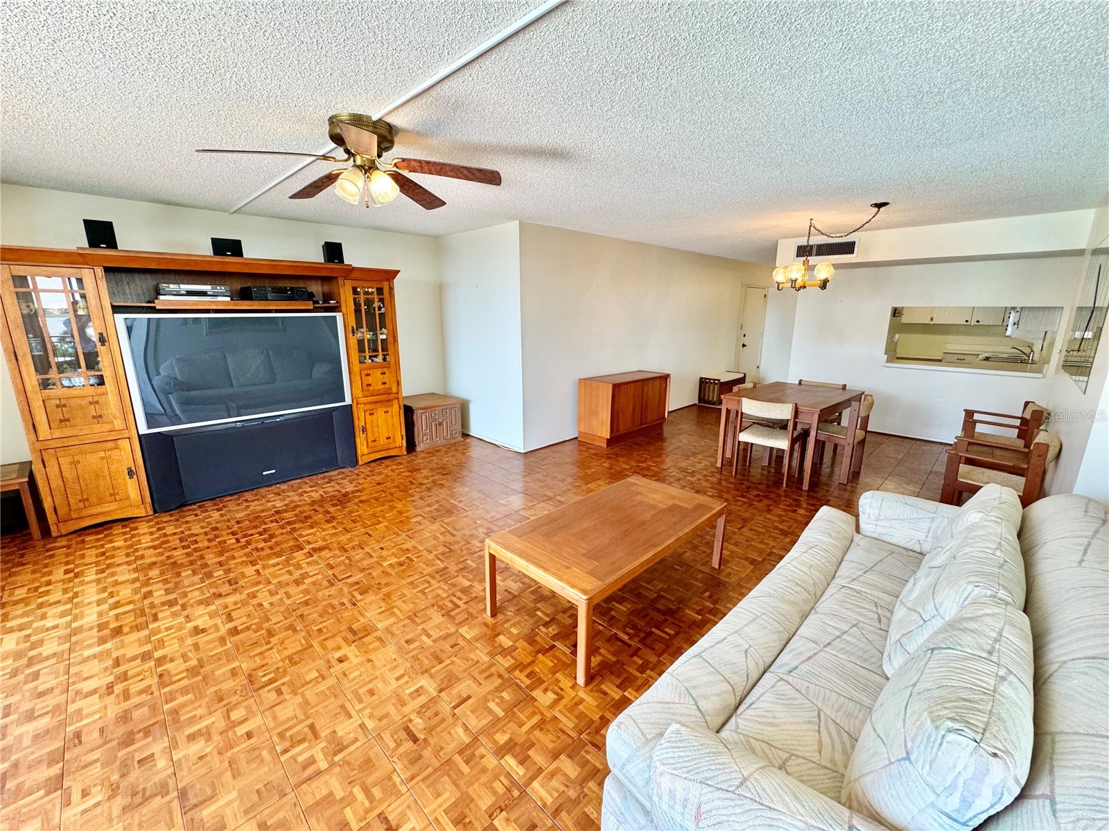 1380 Gulf Boulevard #307 Clearwater Beach FL 33767 - GULF OF MEXICO U8241002 image32