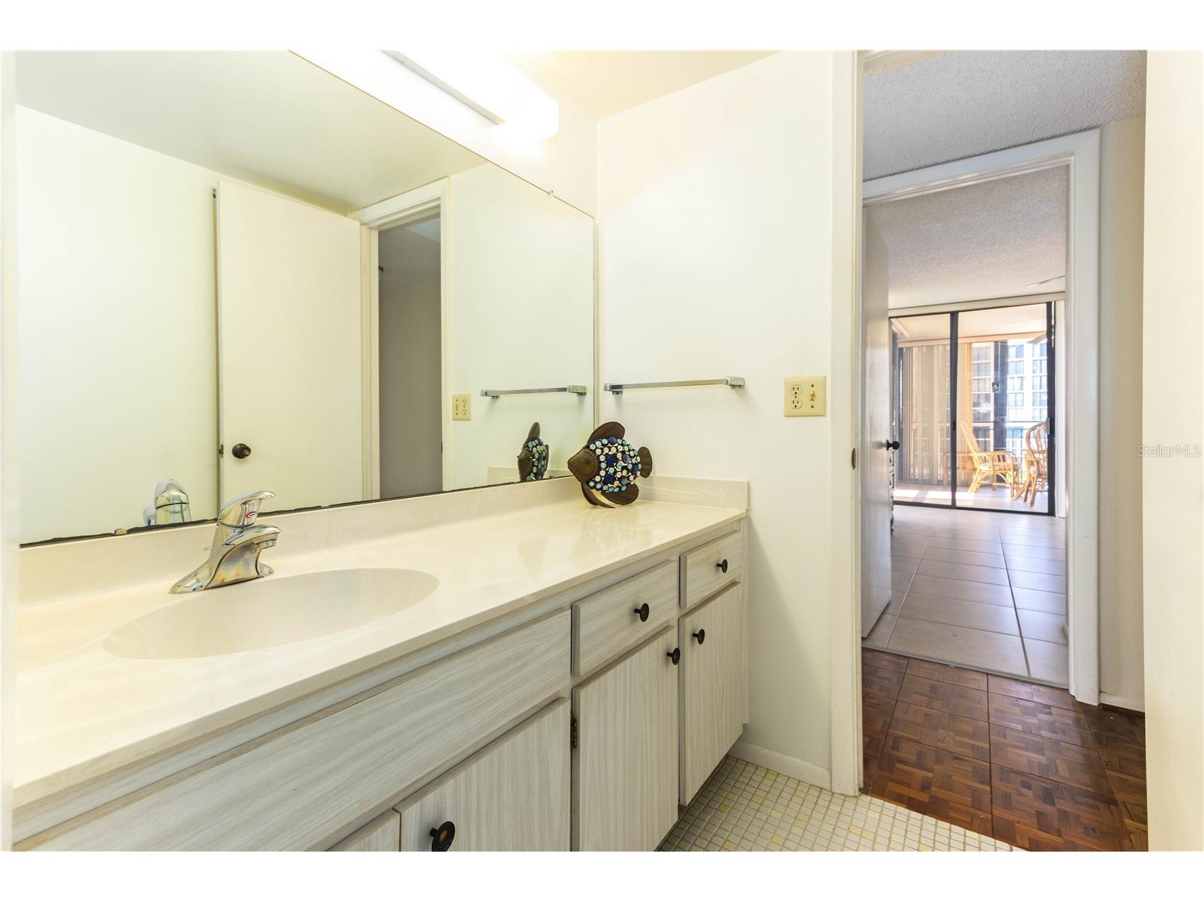 1380 Gulf Boulevard #307 Clearwater Beach FL 33767 - GULF OF MEXICO U8241002 image46