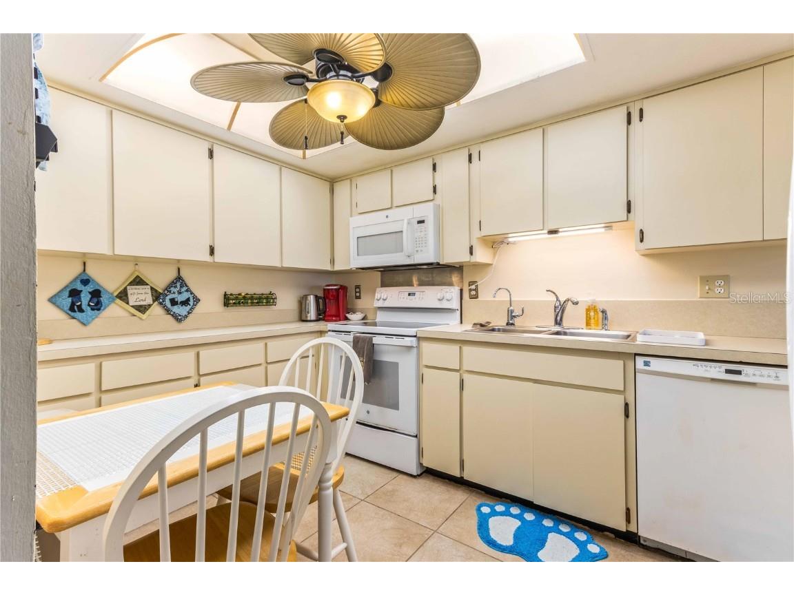 1380 Gulf Boulevard #906 Clearwater Beach FL 33767 - GULF OF MEXICO TB8437991 image75